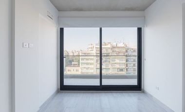 VENTA 4 amb. con terraza propia de 143m2 y cochera