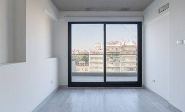 VENTA 4 amb. con terraza propia de 143m2 y cochera