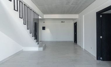 VENTA 4 amb. con terraza propia de 143m2 y cochera