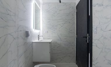 VENTA 4 amb. con terraza propia de 143m2 y cochera