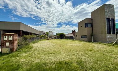 VENTA TERRENO BARRIO LAGUNA AZUL ETAPA 1