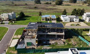 CASA EN CONSTRUCCIÓN EN LA ALAMEDA | 5 AMB + PISCINA + FINANCIACIÓN
