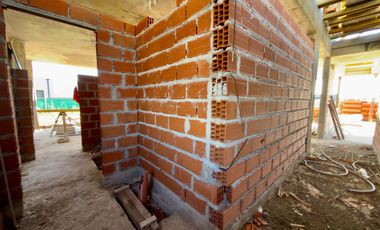 CASA EN CONSTRUCCIÓN EN LA ALAMEDA | 5 AMB + PISCINA + FINANCIACIÓN