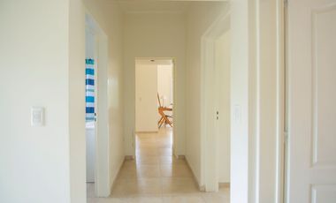 VENTA casa 4 ambientes en Barrio LOS POTRILLOS