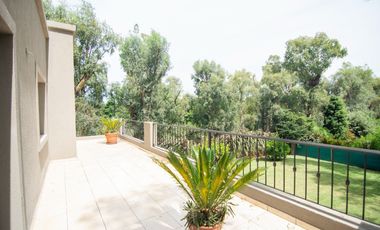 VENTA casa 4 ambientes en Barrio LOS POTRILLOS