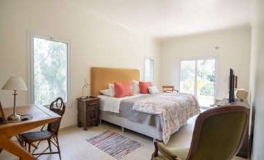 VENTA casa 4 ambientes en Barrio LOS POTRILLOS