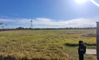 VENTA LOTE 1922m2 en LAGUNA - Estancias del Pilar