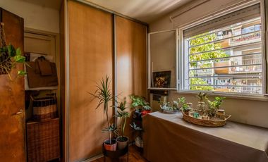 VENTA PH en ALMAGRO con 5 AMBIENTES y TERRAZA