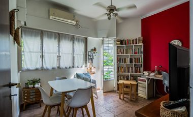 VENTA PH en ALMAGRO con 5 AMBIENTES y TERRAZA