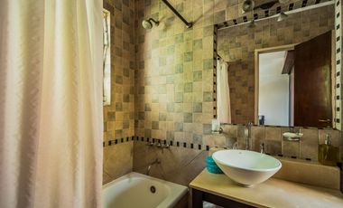 VENTA PH en ALMAGRO con 5 AMBIENTES y TERRAZA