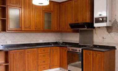 Casa 3 amb a refaccionar con salida a 2 calles