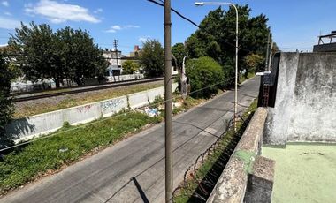 Casa 3 amb a refaccionar con salida a 2 calles