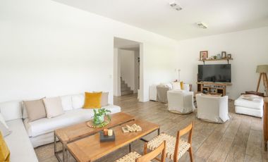 Venta casa 5 amb interno Santa Clara Villanueva