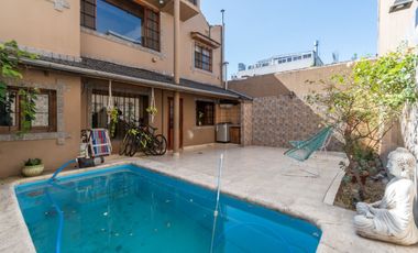 VENTA Casa 6 amb con Pileta en Vicente López