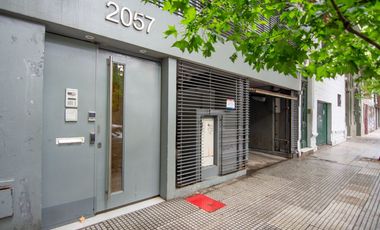 MONOAMBIENTE VENTA PALERMO HOLLYWOOD CON COCHERA