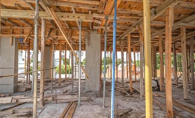 VENTA TRES AMBIENTES EN CONSTRUCCION SAAVEDRA