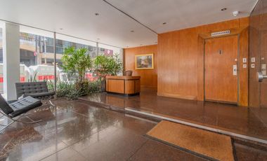 Venta 5 ambientes, esquina, con cochera Recoleta