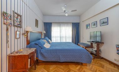 Venta 5 ambientes, esquina, con cochera Recoleta