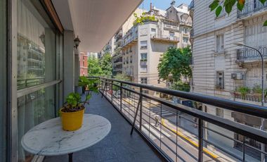 Venta 5 ambientes, esquina, con cochera Recoleta