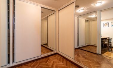 Venta 5 ambientes, esquina, con cochera Recoleta