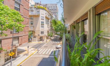 Venta 5 ambientes, esquina, con cochera Recoleta