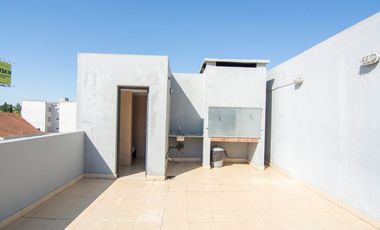 Venta depto 4 ambientes luminoso balcon y parrilla