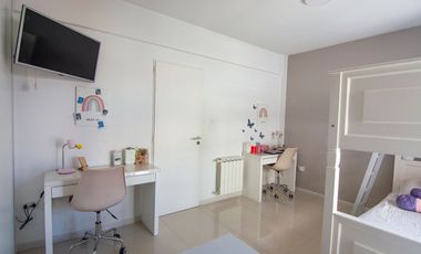 Venta depto 4 ambientes luminoso balcon y parrilla