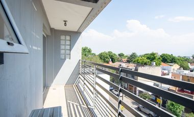 Venta depto 4 ambientes luminoso balcon y parrilla