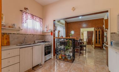 Venta casa jardín pileta San Martín Prov Bs As
