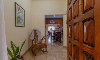 Venta casa jardín pileta San Martín Prov Bs As