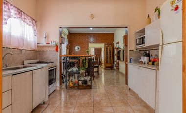 Venta casa jardín pileta San Martín Prov Bs As