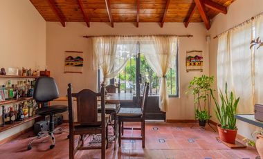 Venta casa jardín pileta San Martín Prov Bs As