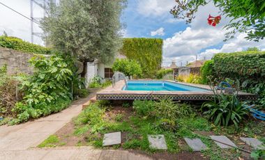 Venta casa jardín pileta San Martín Prov Bs As