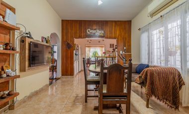 Venta casa jardín pileta San Martín Prov Bs As