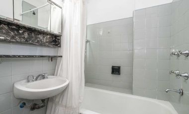 Venta 3 Amb Av.Libertador en Olivos con Terraza