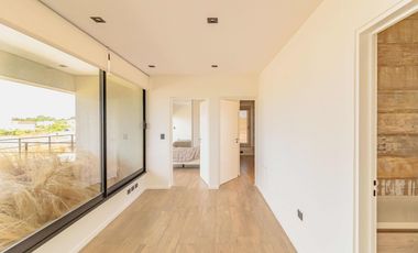 ALQUILER CASA CATEGORIA PUERTOS DEL LAGO ESCOBAR