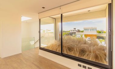 ALQUILER CASA CATEGORIA PUERTOS DEL LAGO ESCOBAR