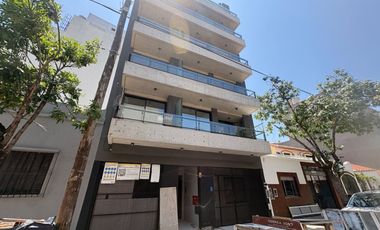 VENTA DPTO 2 AMB CON PISCINA Y BALCON SAAVEDRA