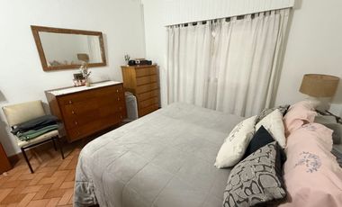 Venta casa 4 amb y monoambiente al fondo-Boulogne