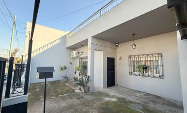 Venta casa 4 amb y monoambiente al fondo-Boulogne