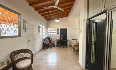 Venta casa 4 amb y monoambiente al fondo-Boulogne