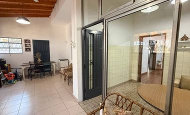 Venta casa 4 amb y monoambiente al fondo-Boulogne