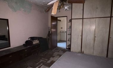 CASA DOS FAMILIAS EN VENTA LANUS ESTE