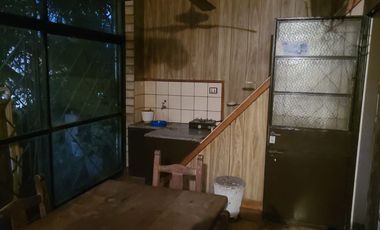 CASA DOS FAMILIAS EN VENTA LANUS ESTE