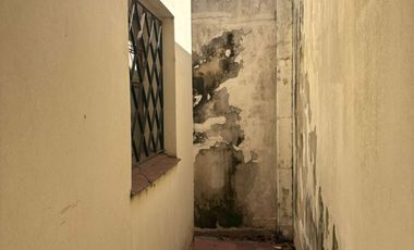 CASA DOS FAMILIAS EN VENTA LANUS ESTE