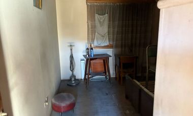 CASA DOS FAMILIAS EN VENTA LANUS ESTE