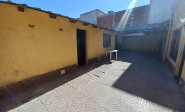 VENTA CASA EN TEMPERLEY LOTE PROPIO