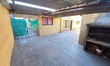 VENTA CASA EN TEMPERLEY LOTE PROPIO