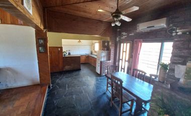 VENTA CASA EN TEMPERLEY LOTE PROPIO