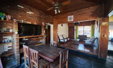 VENTA CASA EN TEMPERLEY LOTE PROPIO